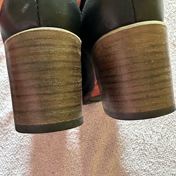 Freebird Bristol Navy Loafer size 9 EUC - Picture 4 of 9